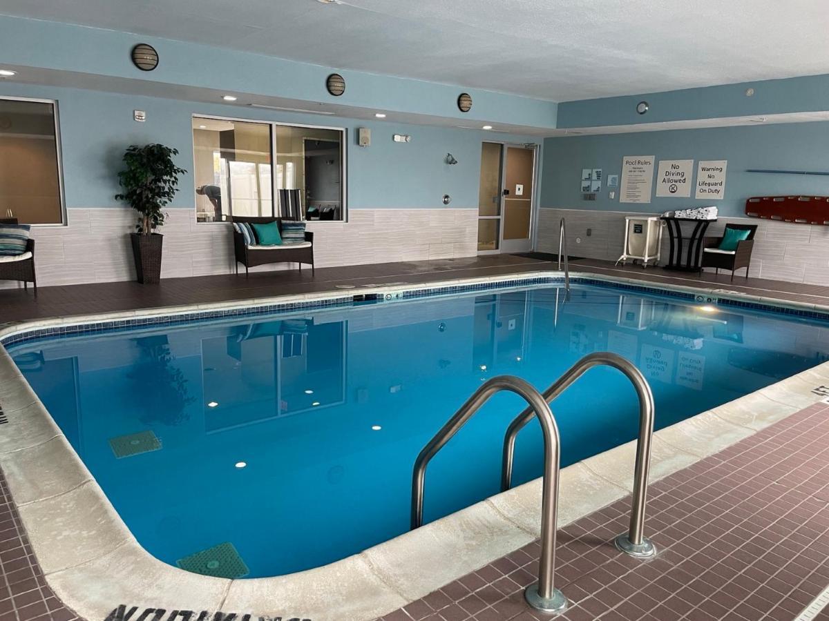Holiday Inn Express Lapeer By Ihg Exterior foto