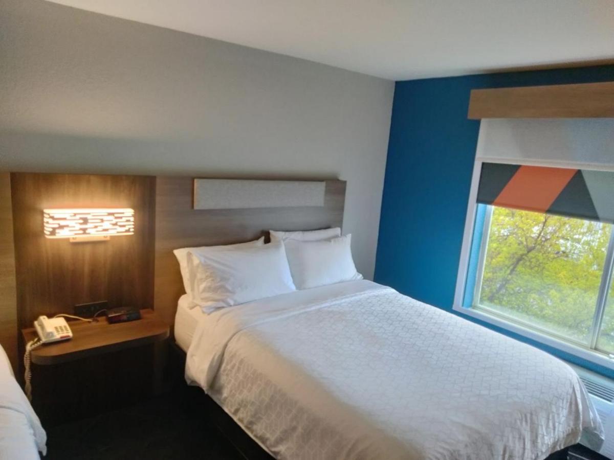 Holiday Inn Express Lapeer By Ihg Exterior foto